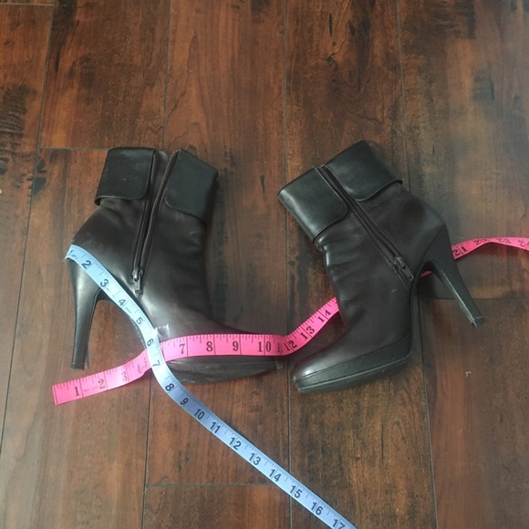 Gianni Bini Brown Leather High Heel Booties - Picture 6 of 10